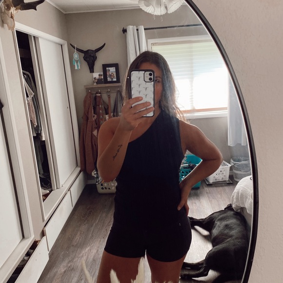 Off the shoulder sweater tank - Picture 2 of 3